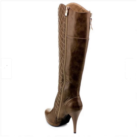 NWT Quilted Diagonal Zip Vegan Leather Knee Boot - Picture 5 of 8